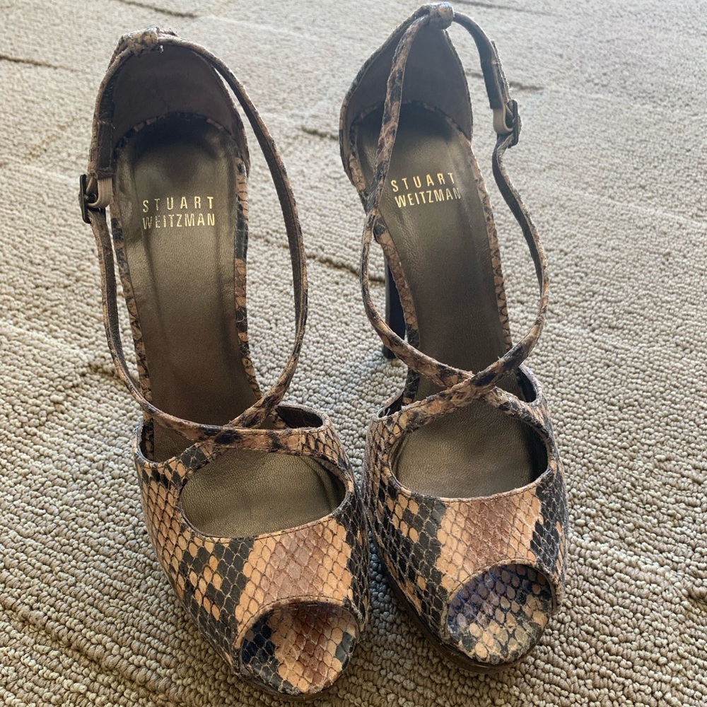 Stuart Weitzman Snake Platforms |Size 4
